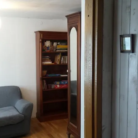Kapteinu Iela 21