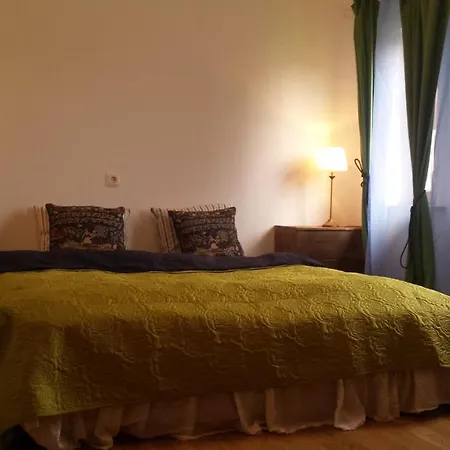Kapteinu Iela 21